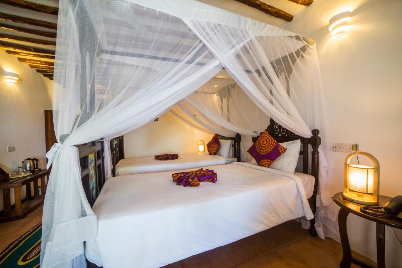 Antonio Beach Tree House Hotel & Spa Uroa Eksteriør billede