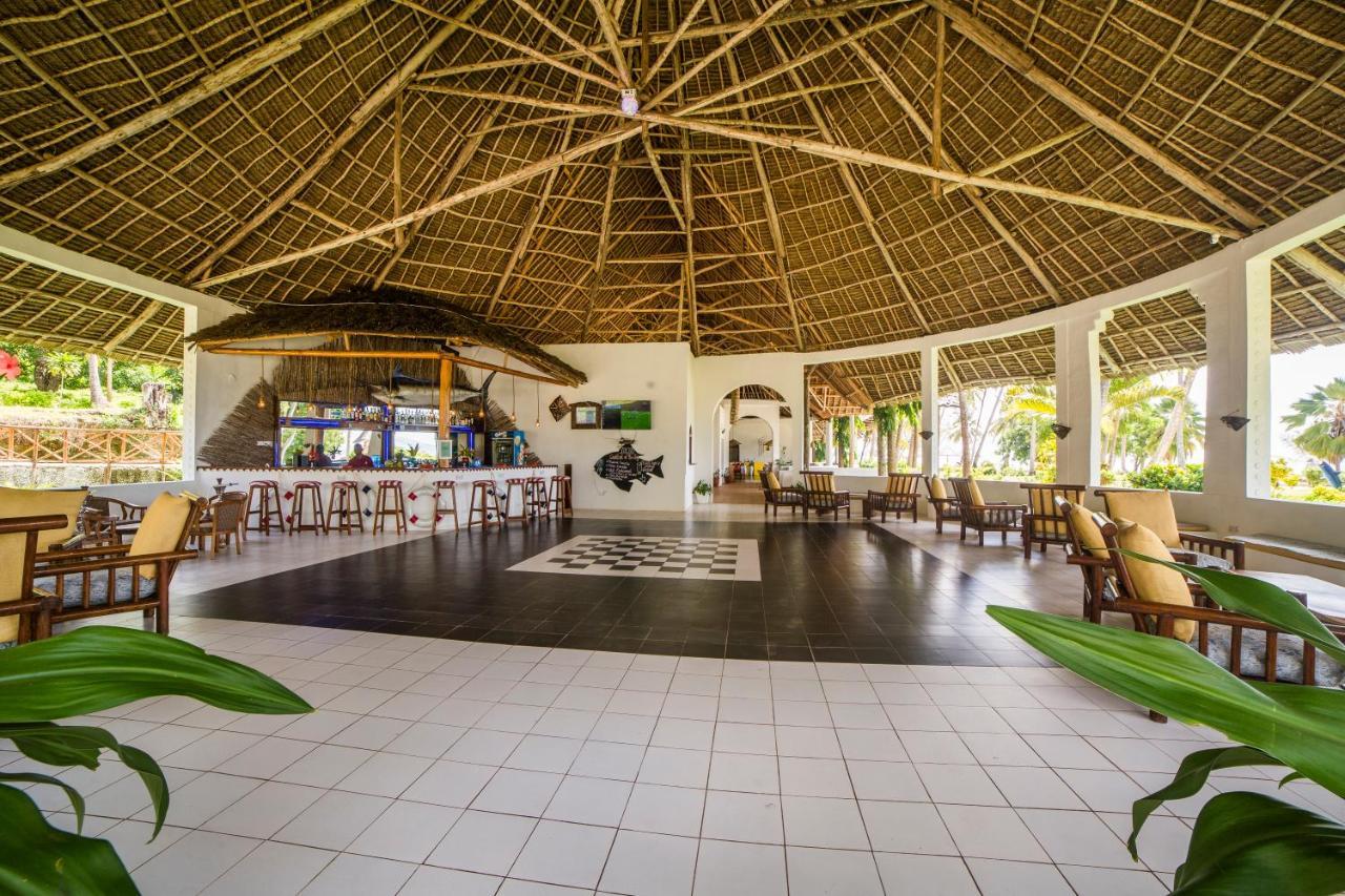 Antonio Beach Tree House Hotel & Spa Uroa Eksteriør billede