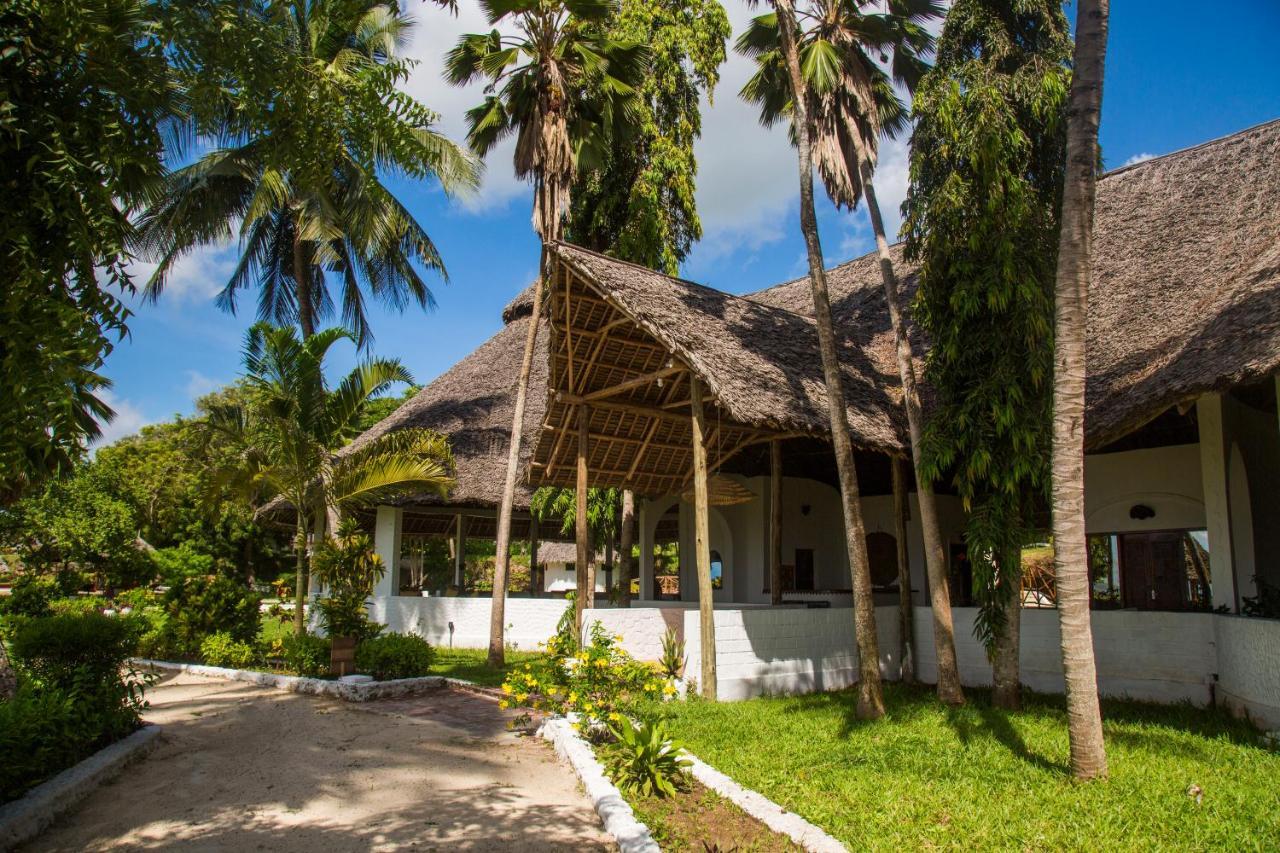 Antonio Beach Tree House Hotel & Spa Uroa Eksteriør billede
